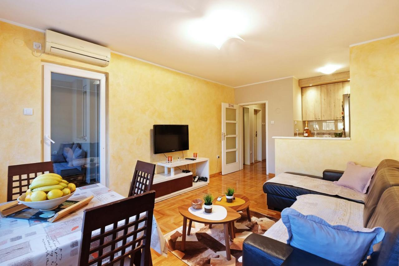 Sky City View Apartment & Big Terrace Βελιγράδι Εξωτερικό φωτογραφία